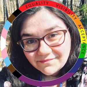 Meet your Posher, Emma